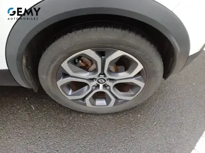 Photo 10 Renault Captur  E-Tech hybride rechargeable 160