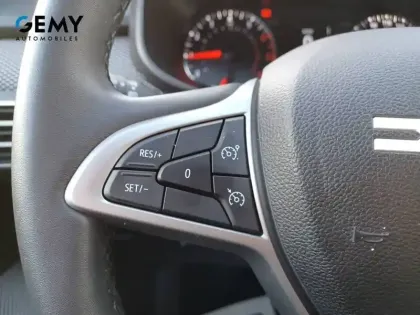 Photo 13 Dacia Sandero  SCe 65