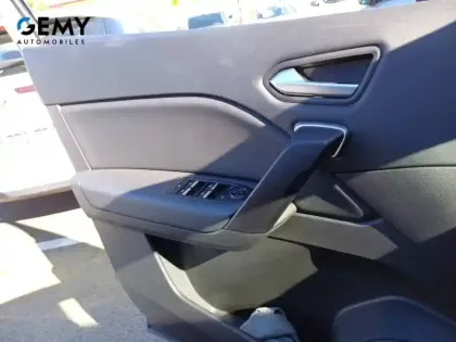 Photo 14 Renault Captur  E-Tech 145 - 21