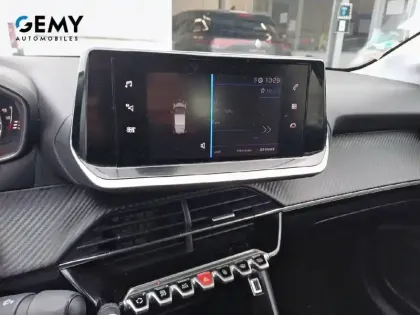 Photo 16 Peugeot 208  PureTech 75 S&S BVM5