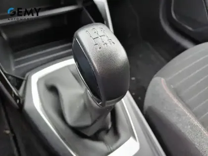 Photo 11 Peugeot 208  PureTech 75 S&S BVM5