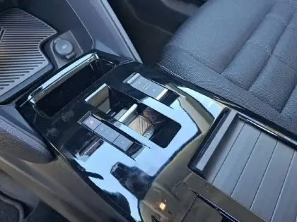 Photo 13 Citroën C4 e- 156 ch autonomie étendue