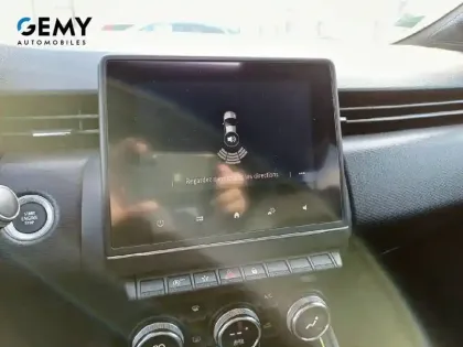 Photo 28 Renault Clio Gén. V (BJA) Ph1 Intens 5