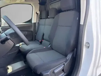 Photo 10 Opel Combo  CARGO M 650 KG BLUEHDI 100 S&S BVM6