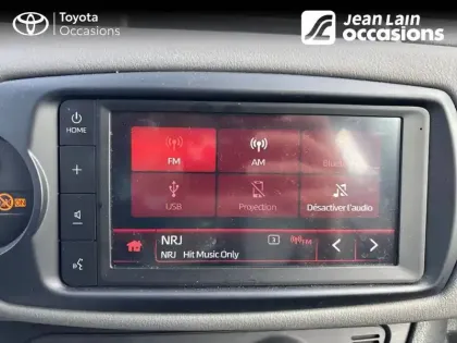 Photo 35 Toyota Yaris  70 VVT-i