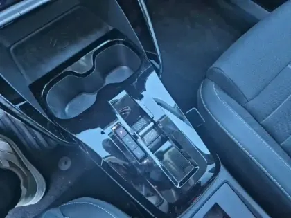 Photo 13 Citroën C3  Hybride 110 ch e-DCS6