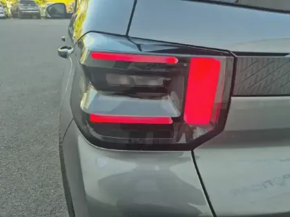 Photo 16 Citroën C3  Hybride 110 ch e-DCS6