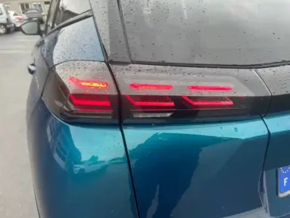 Photo 16 Peugeot 2008  Hybrid 145 e-DCS6