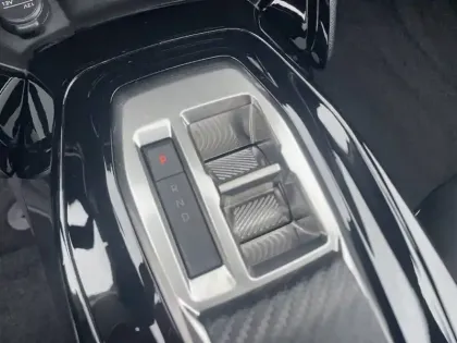 Photo 13 Peugeot 2008  Hybrid 145 e-DCS6