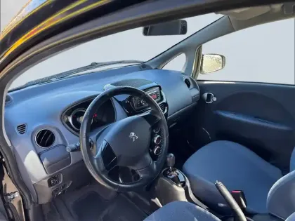 Photo 7 Peugeot Ion  Electrique