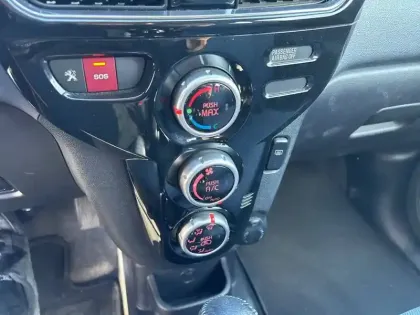 Photo 18 Peugeot Ion  Electrique