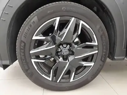 Photo 72 Peugeot 3008  Hybrid 136 e-DCS6
