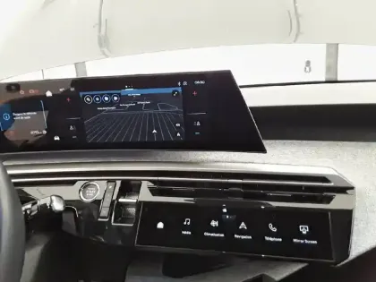 Photo 44 Peugeot 3008  Hybrid 136 e-DCS6