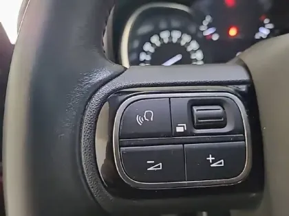 Photo 69 Citroën C3 Aircross  PureTech 110 S&S BVM6