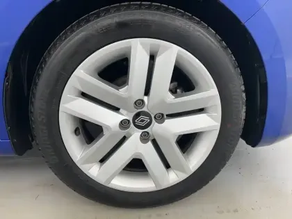 Photo 29 Renault Clio Gén. V (BJA) Ph2 Evolution 5