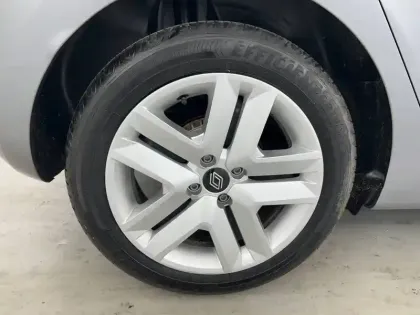 Photo 30 Renault Clio Gén. V (BJA) Ph2 Evolution 5