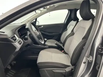 Photo 17 Renault Clio Gén. V (BJA) Ph2 Evolution 5