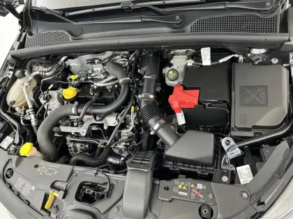 Photo 34 Renault Clio Gén. V (BJA) Ph2 Evolution 5