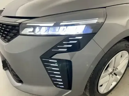 Photo 33 Renault Clio Gén. V (BJA) Ph2 Evolution 5