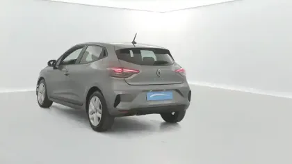 Photo 11 Renault Clio Gén. V (BJA) Ph2 Evolution 5