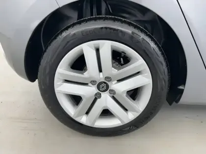 Photo 30 Renault Clio Gén. V (BJA) Ph2 Evolution 5