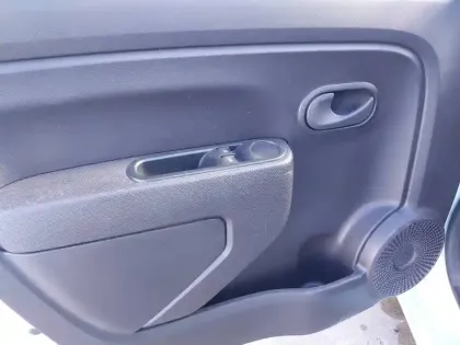 Photo 10 Renault Twingo  III Achat Intégral - 21