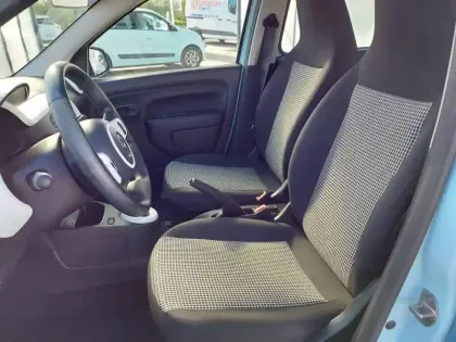 Photo 8 Renault Twingo  III Achat Intégral - 21