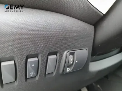 Photo 12 Renault Twingo  III E-Tech