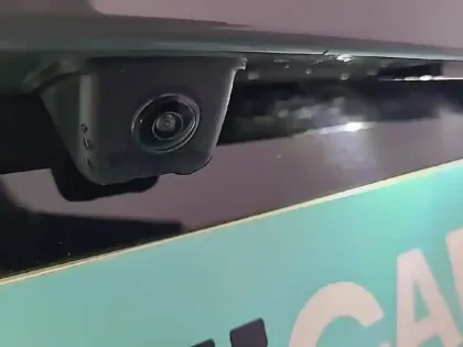 Photo 30 Peugeot 208  Hybrid 110 e-DCS6