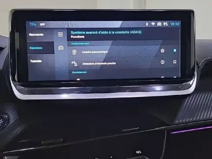 Photo 20 Peugeot 208  Hybrid 110 e-DCS6