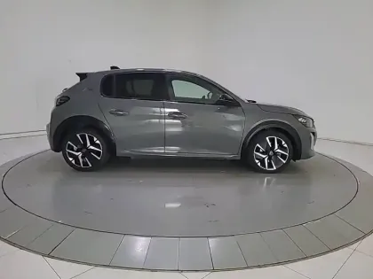 Photo 35 Peugeot 208  Hybrid 110 e-DCS6