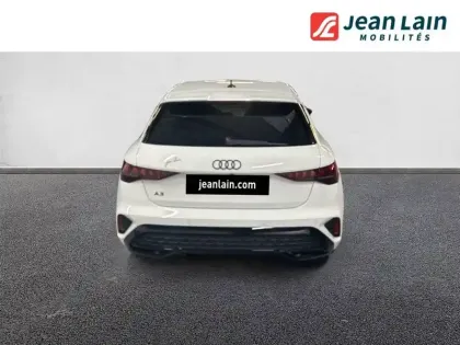 Photo 23 Audi A3 Gén. IV Ph2 S line 5