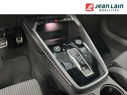 Photo 12 Audi A3  Sportback TFSI e Hybride rechargeable 204 S tronic 6