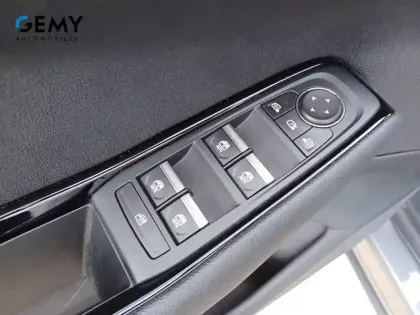 Photo 11 Renault Austral  E-Tech hybrid 200