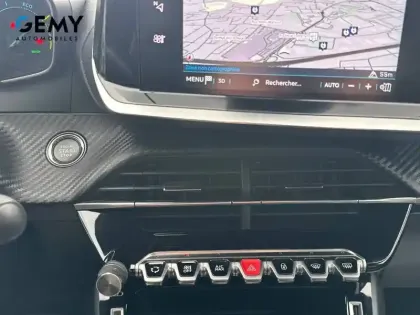 Photo 16 Peugeot 2008  Electrique 136 ch