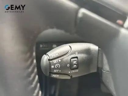 Photo 18 Peugeot 2008  Electrique 136 ch