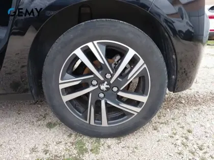 Photo 26 Peugeot 208 Gén. II Ph1 NG Allure 5