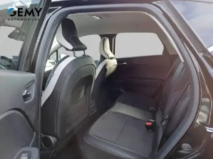 Photo 9 Renault Captur  mild hybrid 140