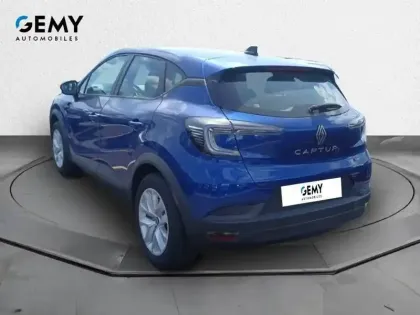 Photo 6 Renault Captur  E-Tech full hybrid 145 ch