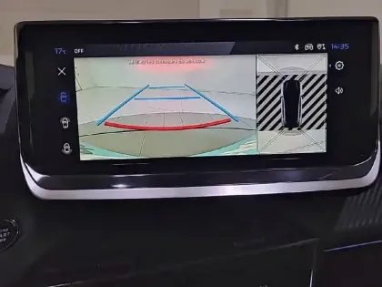 Photo 19 Peugeot 208  Hybrid 110 e-DCS6