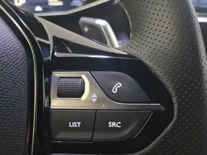 Photo 124 Peugeot 208  Hybrid 110 e-DCS6
