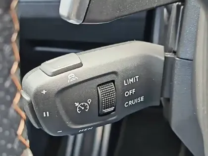 Photo 22 Peugeot 3008  Hybrid 225 e-EAT8