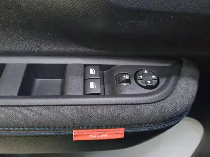 Photo 53 Citroën C3 Gén. IV Ph1 PLUS 5