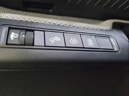 Photo 52 Citroën C3 Gén. IV Ph1 PLUS 5