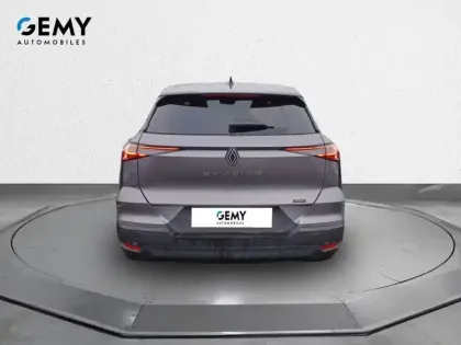 Photo 6 Renault Symbioz  E-Tech full hybrid 145