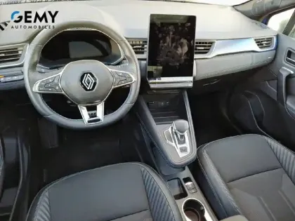 Photo 7 Renault Captur  E-Tech full hybrid 145 ch