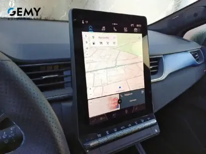 Photo 12 Renault Captur  E-Tech full hybrid 145 ch