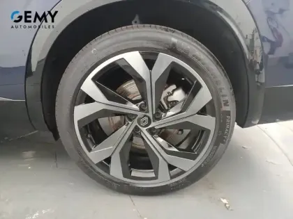 Photo 10 Renault Espace  E-Tech full hybrid 200 GSR2