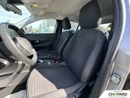 Photo 33 Peugeot 208  PureTech 75 S&S BVM5