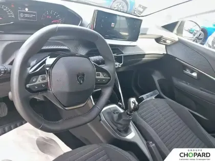 Photo 65 Peugeot 208  PureTech 100 S&S BVM6